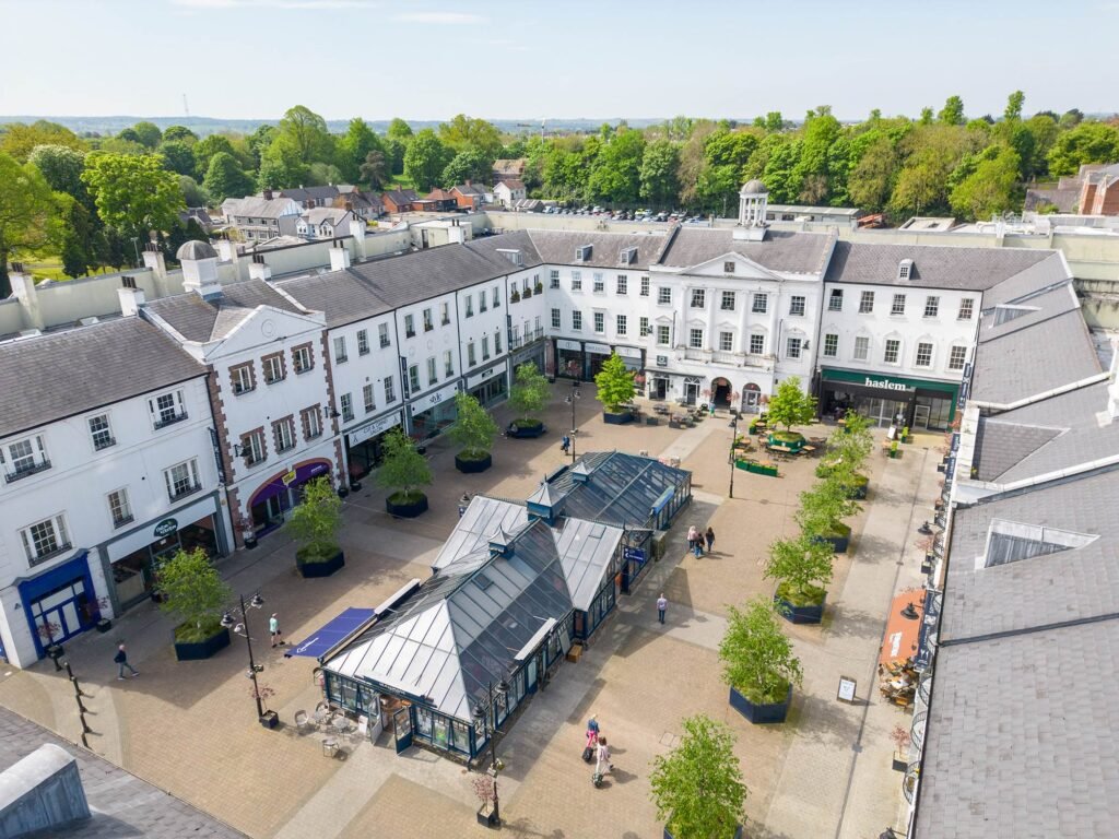 lisburn square